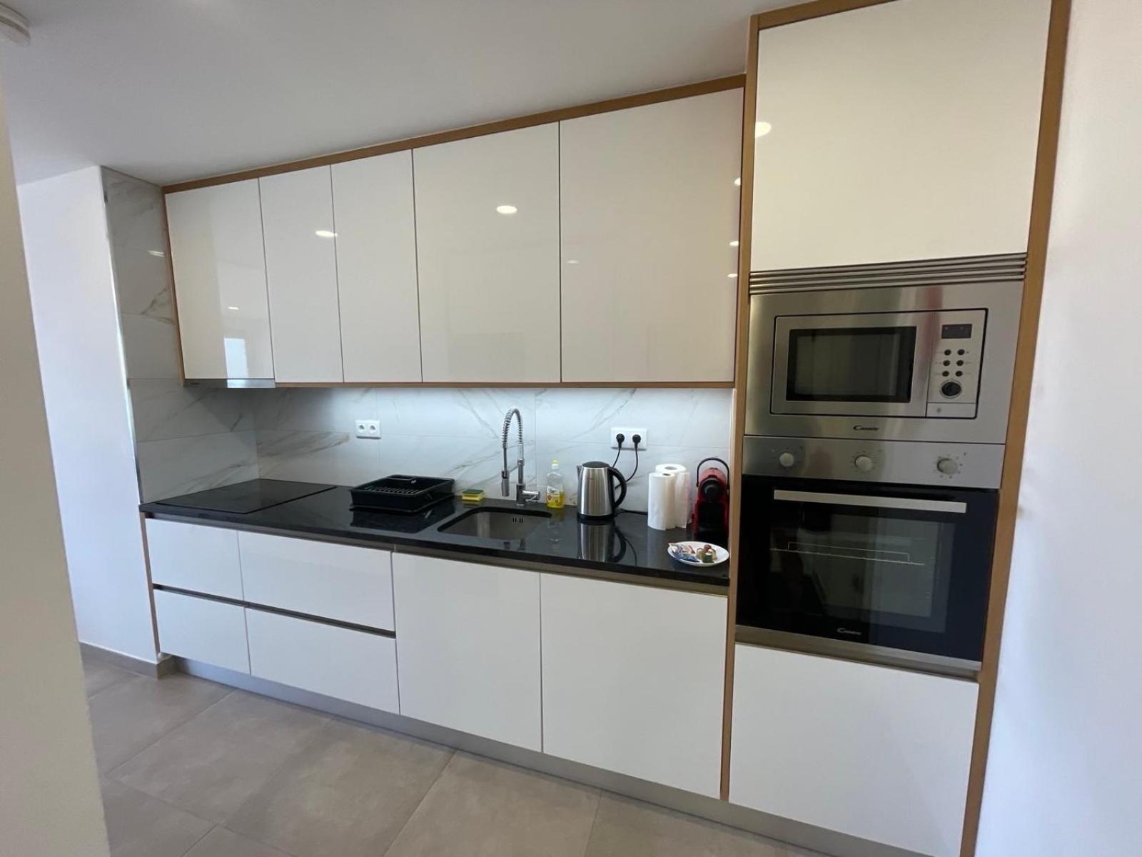 Top Ocean View Apartment - Amazing Sunset - Modern Style - Pool & 200M To Beach Portimao Bagian luar foto