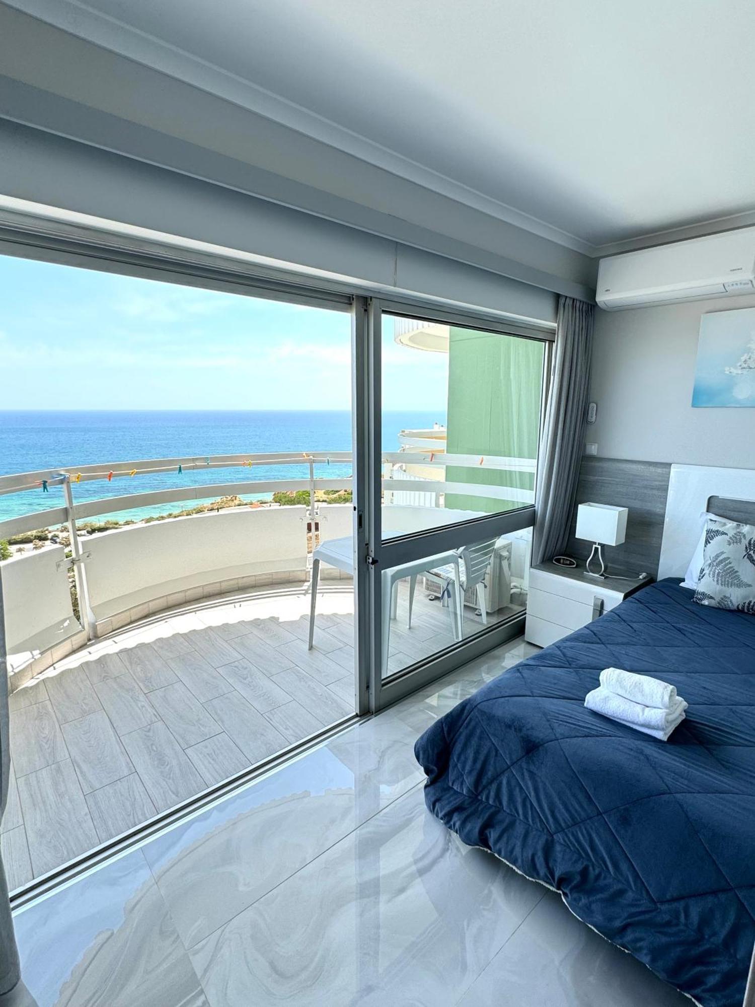 Top Ocean View Apartment - Amazing Sunset - Modern Style - Pool & 200M To Beach Portimao Bagian luar foto