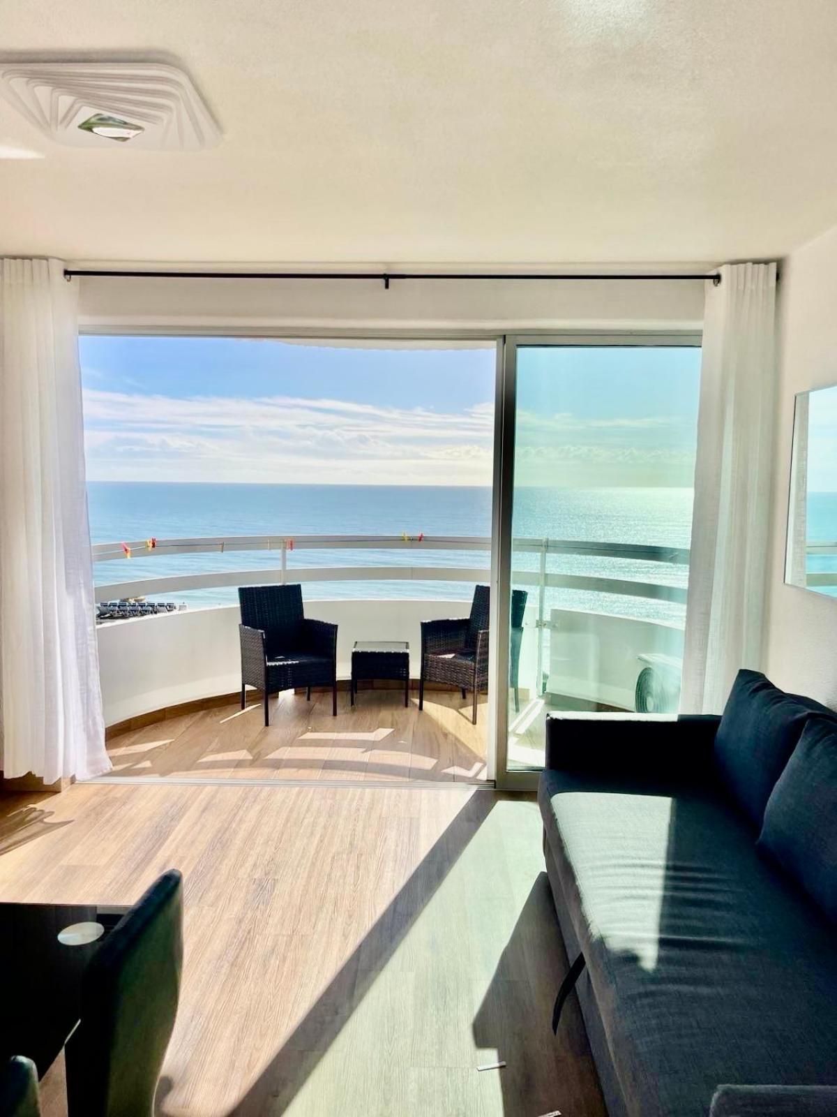 Top Ocean View Apartment - Amazing Sunset - Modern Style - Pool & 200M To Beach Portimao Bagian luar foto